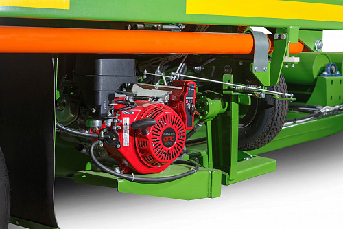 High-speed bale wrapper SW120 with hydraulic wheel drive